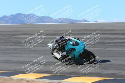 media/Feb-04-2024-SoCal Trackdays (Sun) [[91d6515b1d]]/1-Bowl (950am)/